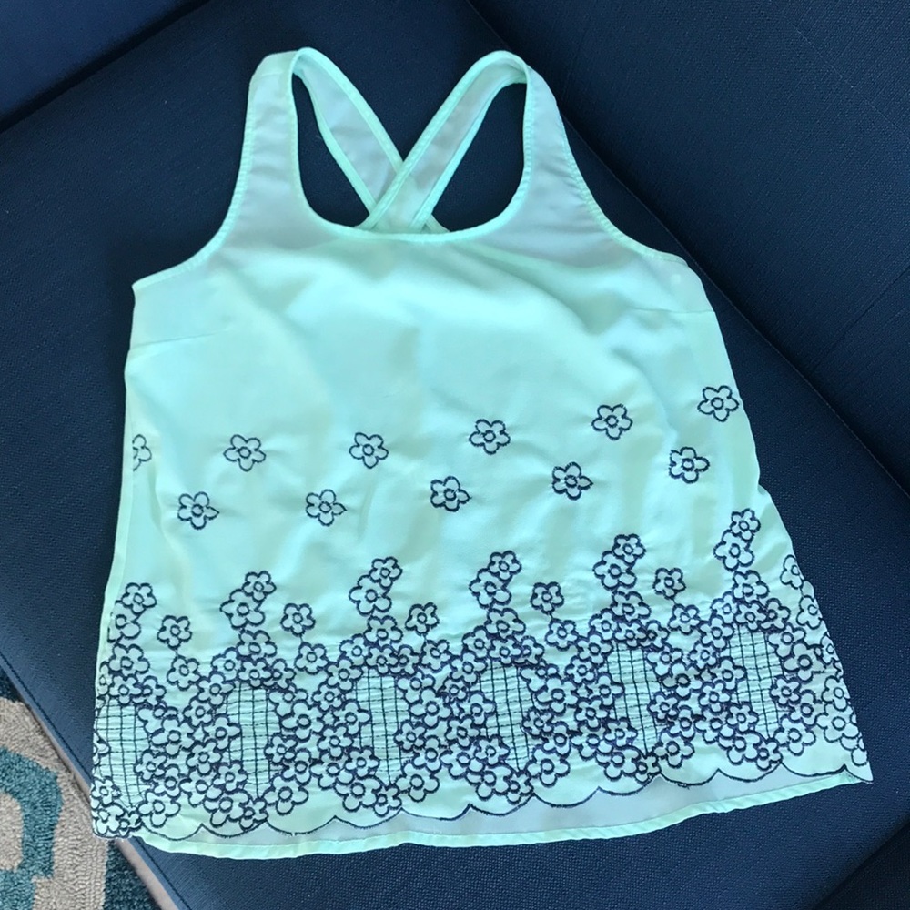 Green Blouse with navy blue knitted-flowers